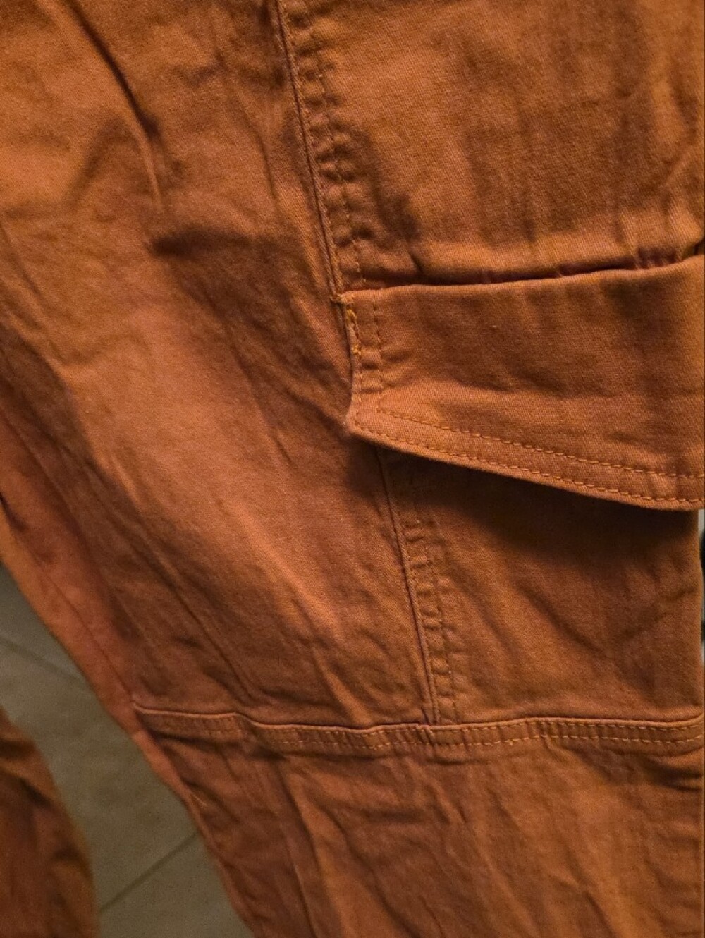 Sincerely Jules Rust Cargo Jogger Pants - Picture 5 of 8
